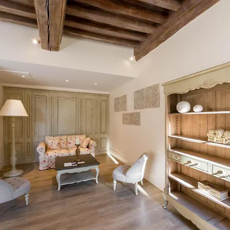 Le Cara - 4 Appartements Calmes Et Chics Au Coeur De Beaune Beaune  Camera foto
