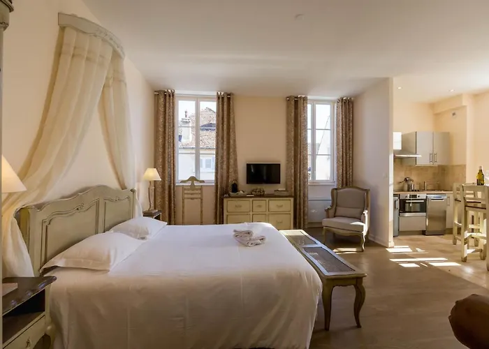 Le Cara - 4 Appartements Calmes Et Chics Au Coeur De Beaune